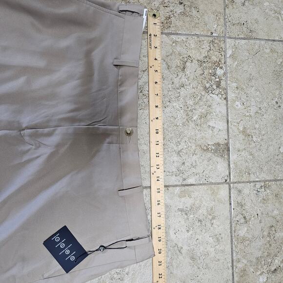 NWT Men's Jos A Banks Tailored Fit Traveler Performance Shorts TAN  size 40R - Picture 10 of 10